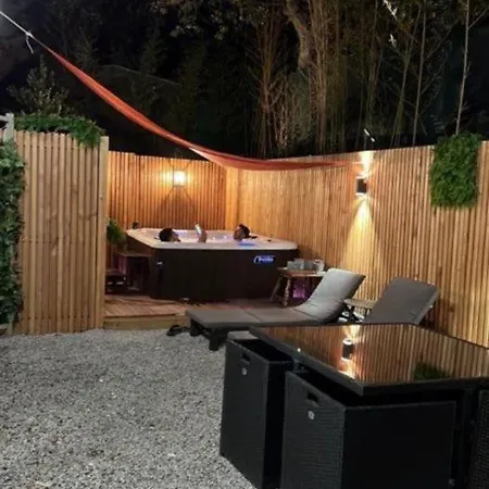 Magnifique T2 Luxe Jacuzzi & Piscine Prive Proche Plages St Aygulf A Pieds Fréjus